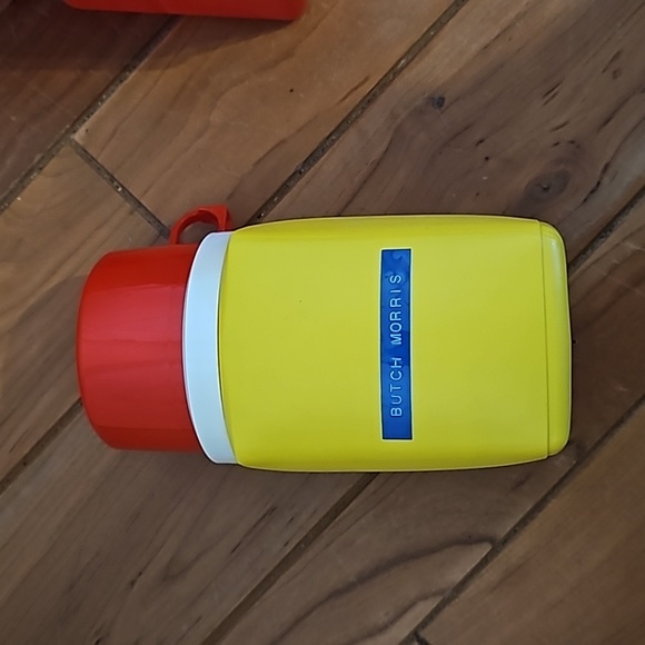 Vintage 1981 Thermos co Red Barn lunch box with cup - Picture 10 of 15